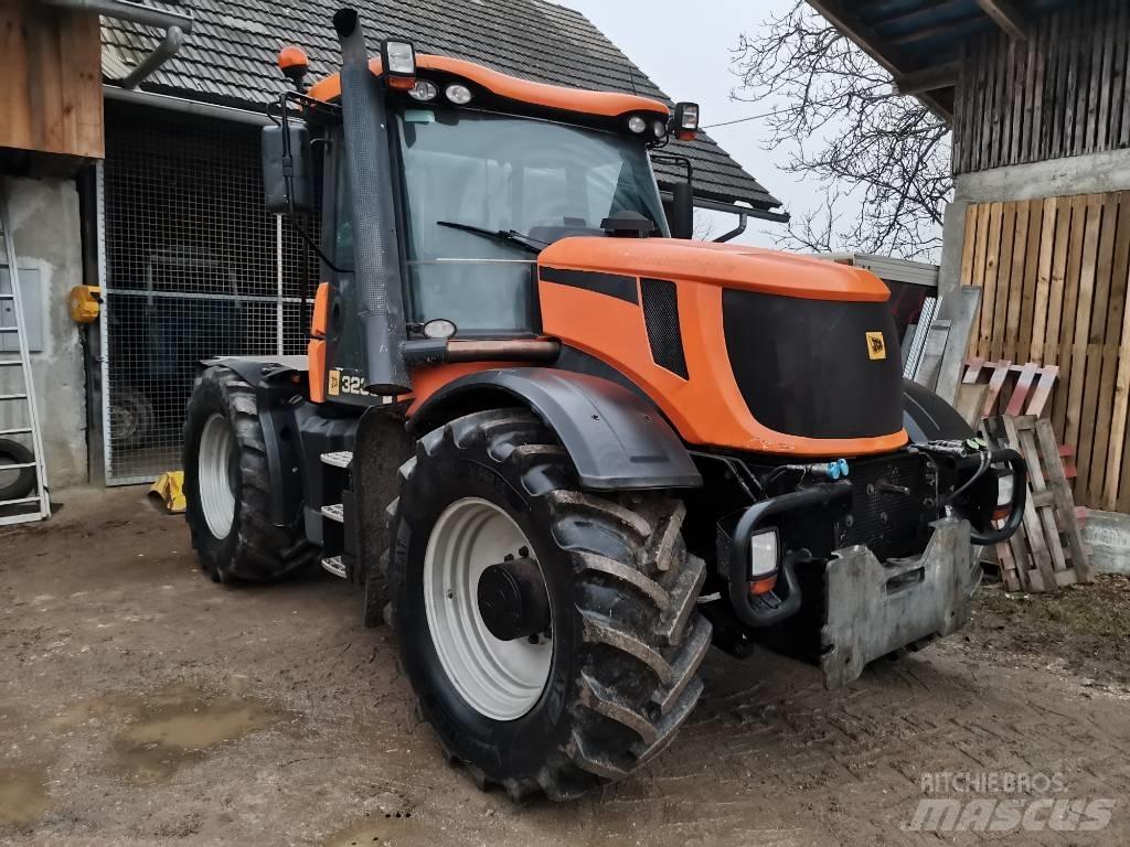 JCB Fastrac 3230 Traktory