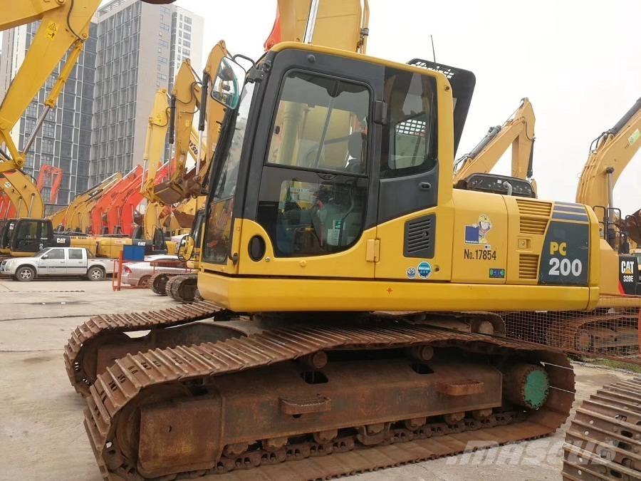 Komatsu pc200-8 Pásové rýpadlá