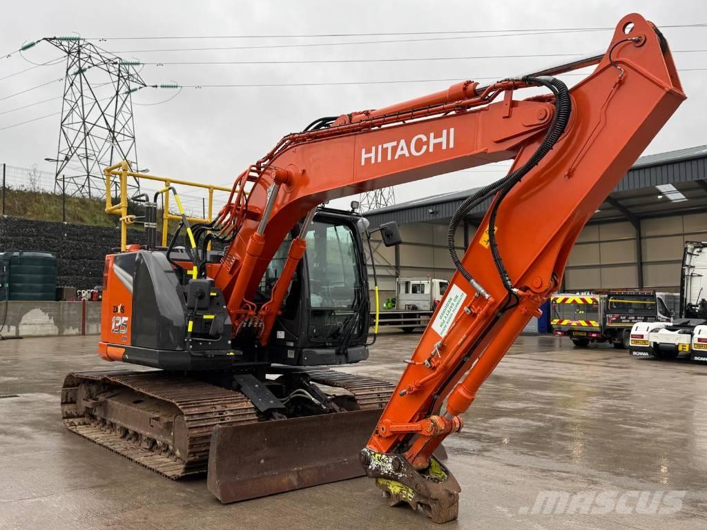 Hitachi ZX 135 US-7 Pásové rýpadlá