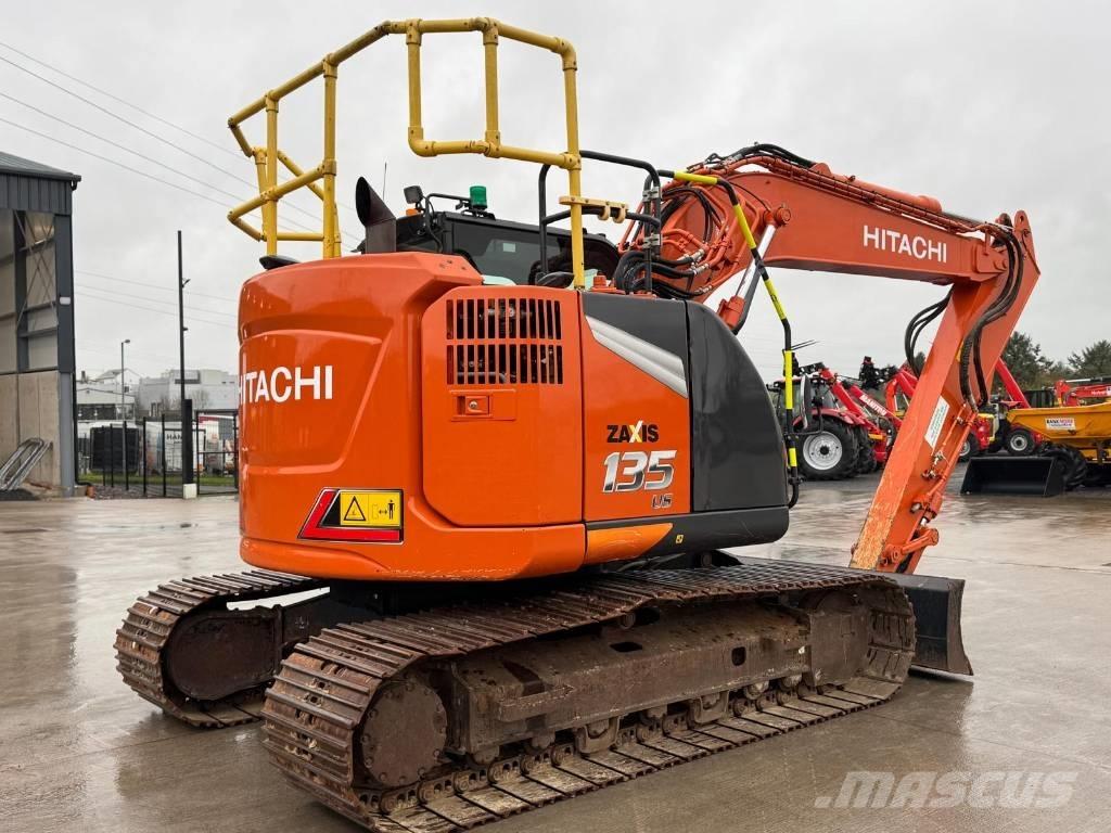 Hitachi ZX 135 US-7 Pásové rýpadlá