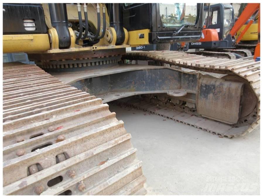CAT 349 E Pásové rýpadlá