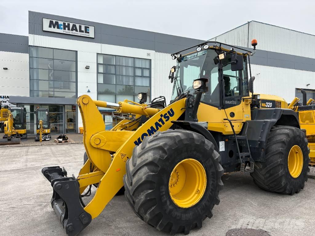 Komatsu WA320-7 Kolesové nakladače