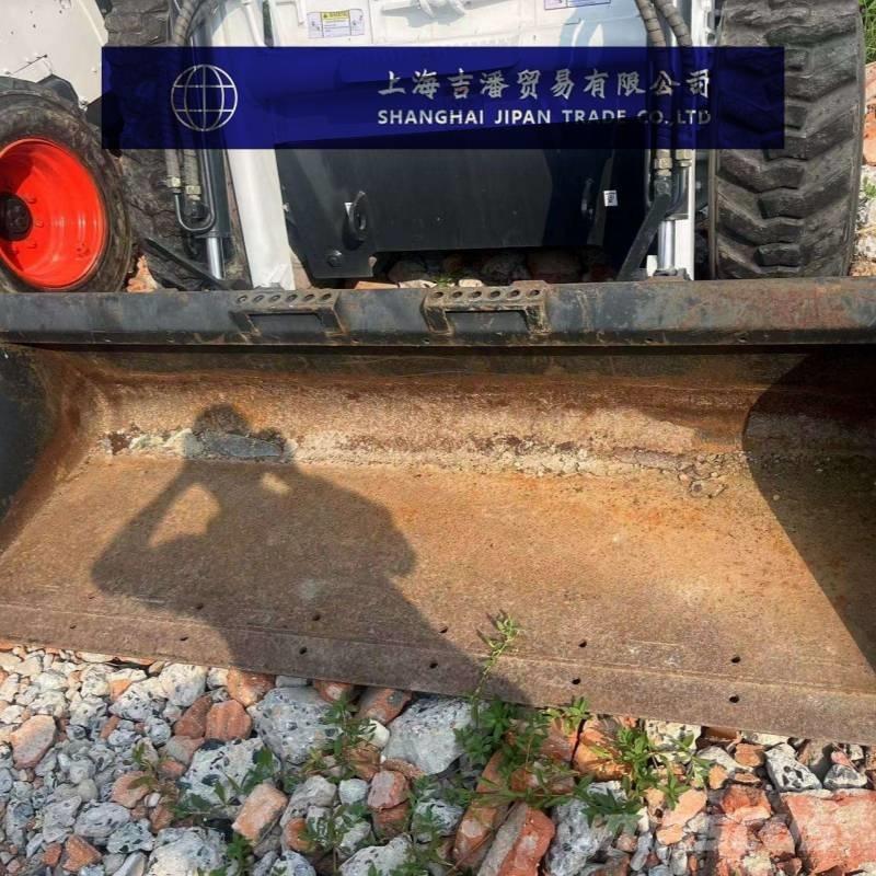 Bobcat S 590 Šmykom riadené nakladače