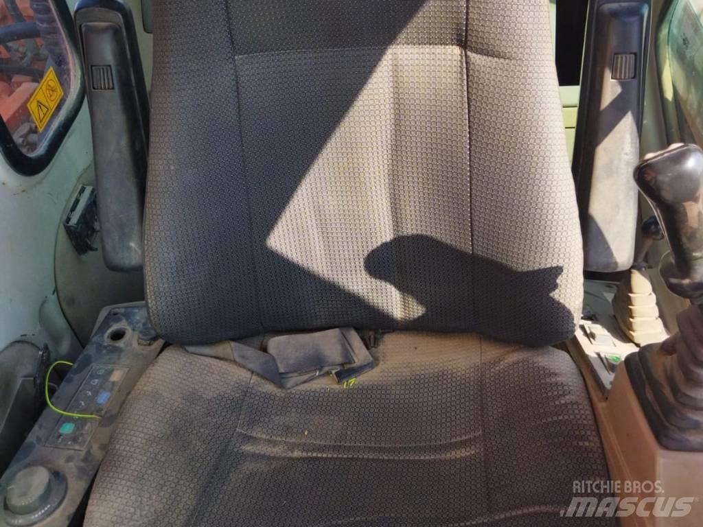 Daewoo 210 W-V Kolesové rýpadlá