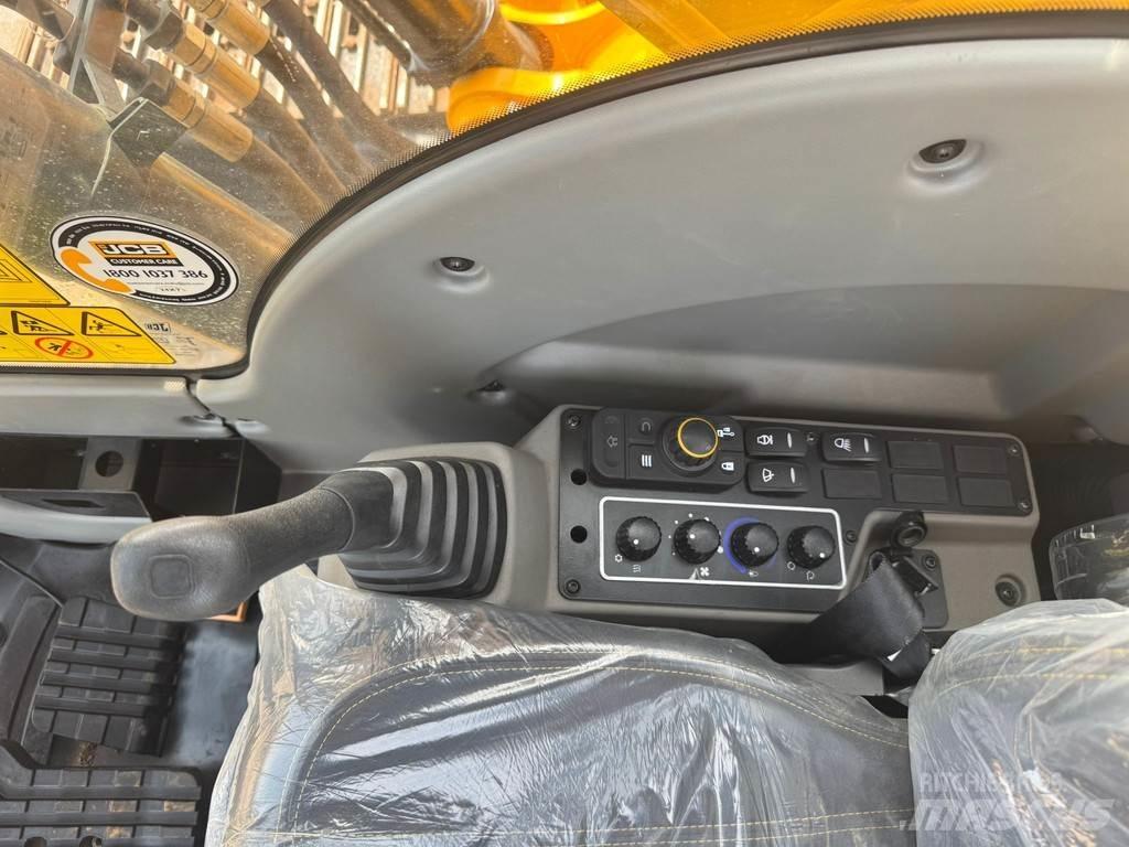 JCB 205 Špeciálne bagre