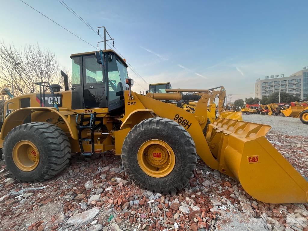 CAT 966H Kolesové nakladače