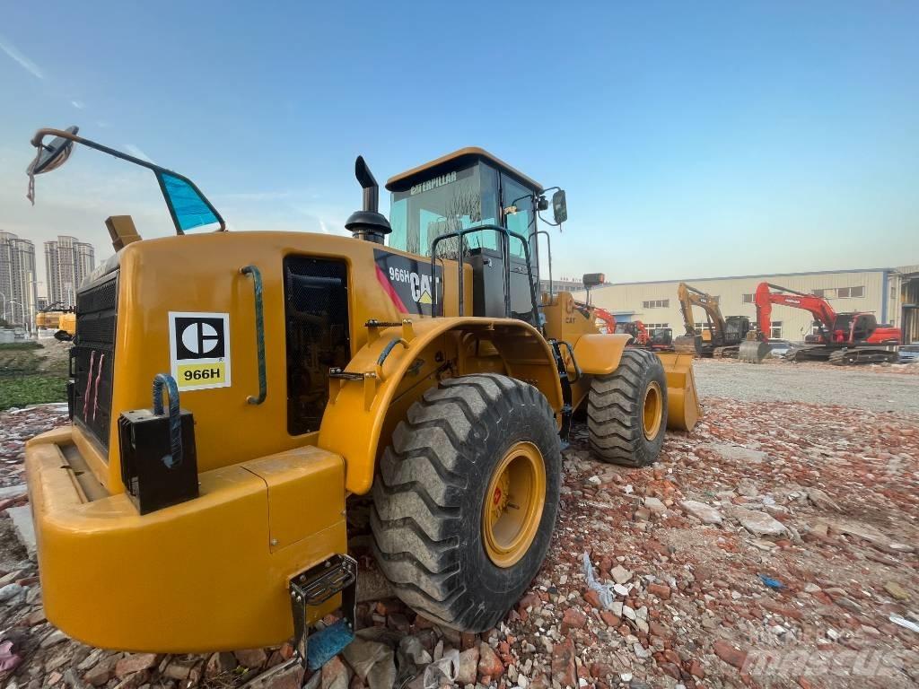 CAT 966H Kolesové nakladače