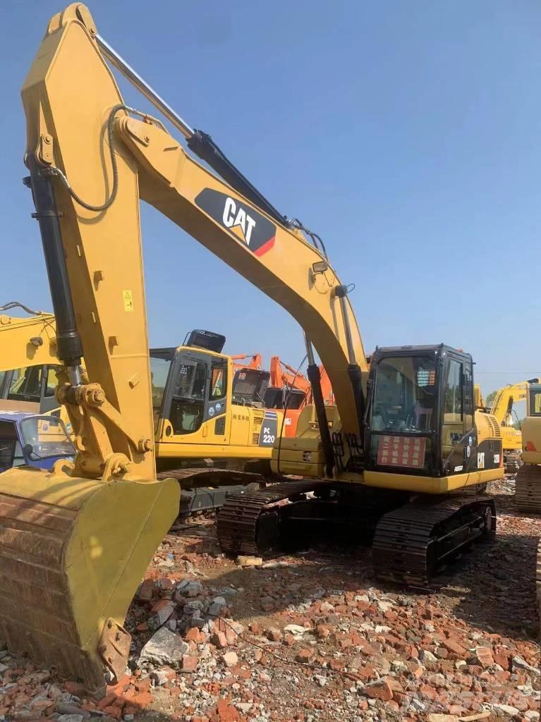 CAT 320 D Pásové rýpadlá