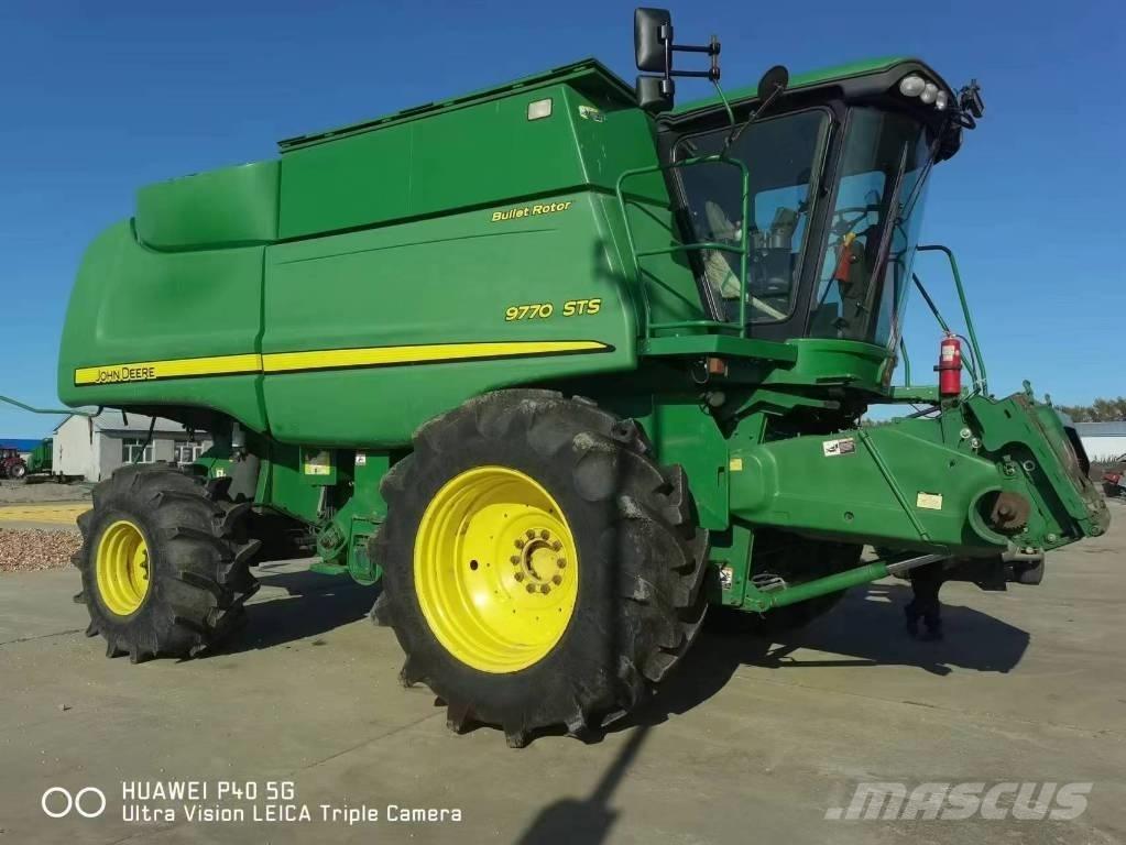 John Deere 9770 STS Kombinované zberacie stroje