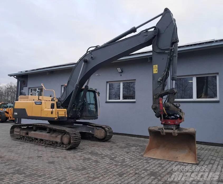 Volvo EC 300 D L Pásové rýpadlá