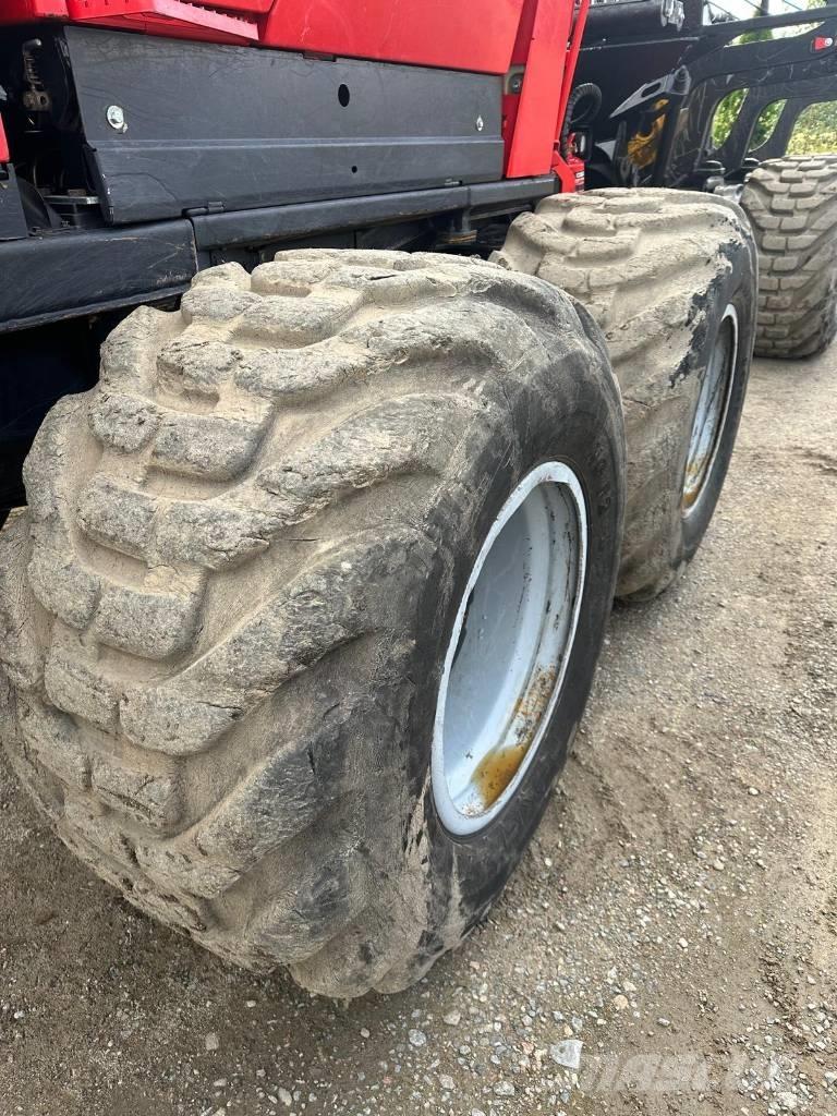 Komatsu 875 Lesné traktory