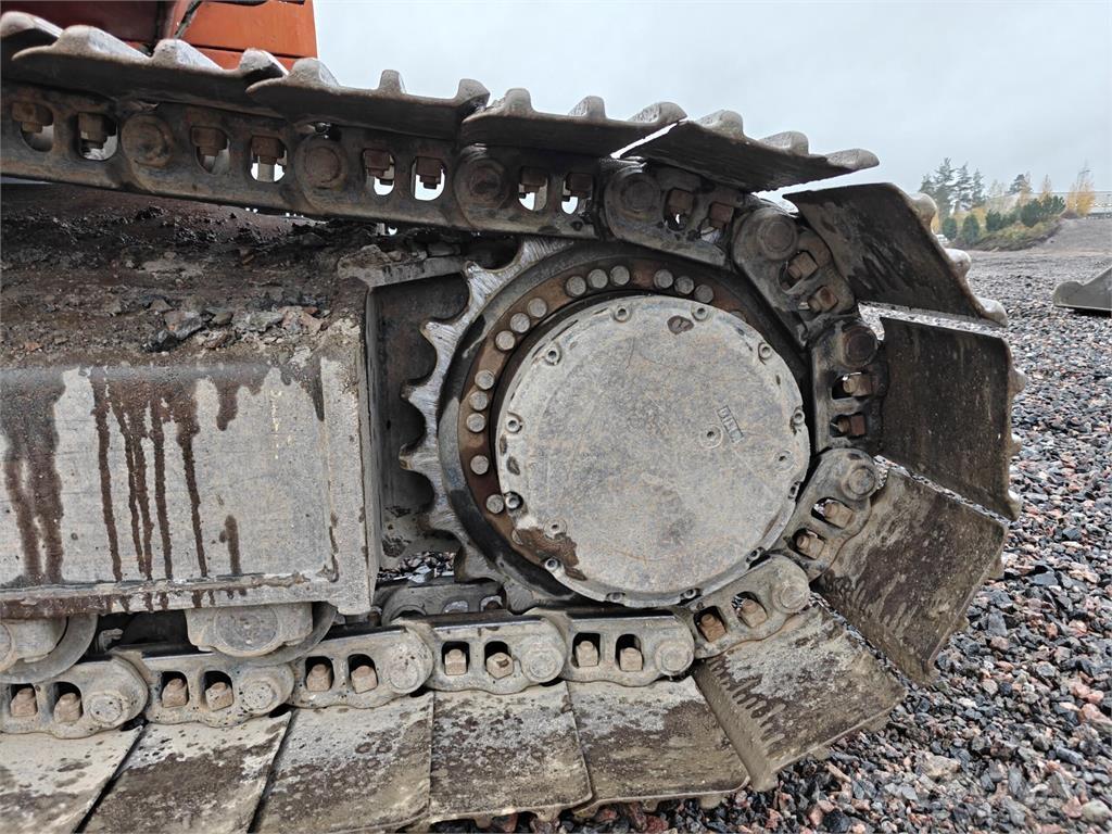 Daewoo 220 LC-V Pásové rýpadlá