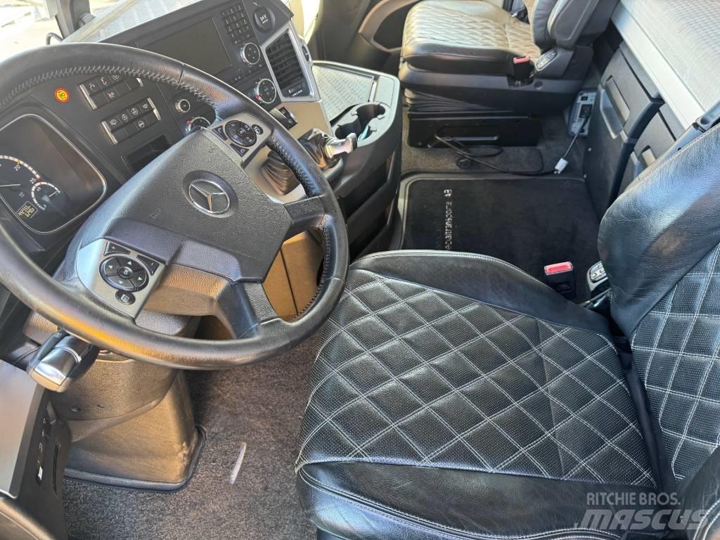 Mercedes-Benz  Ťahače