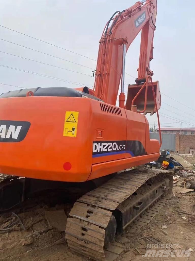 Doosan DH220LC-5 Pásové rýpadlá