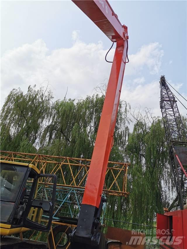 Hitachi EX 220 LC Pásové rýpadlá