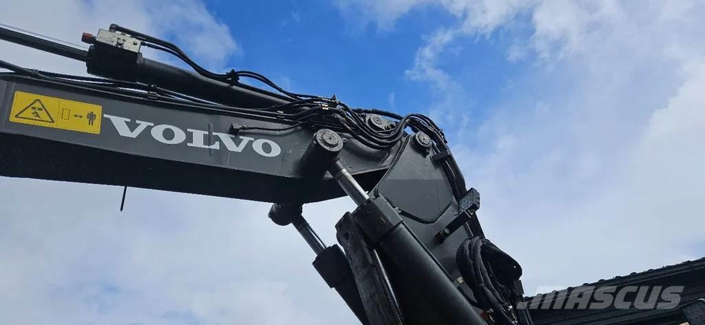 Volvo ECR88 D Midi rýpadlá 7 t - 12 t