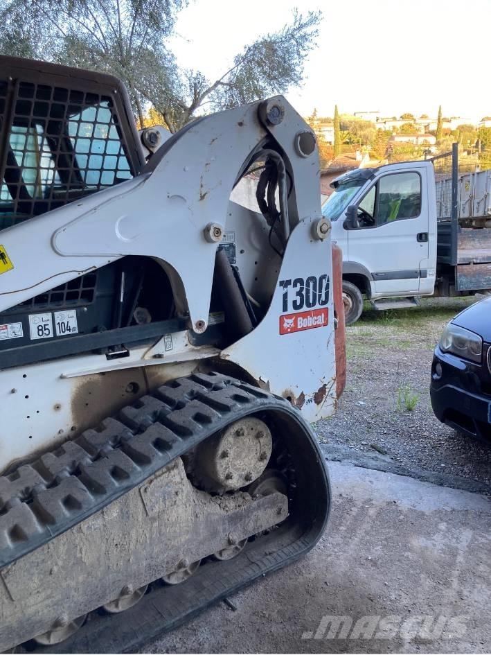 Bobcat T 300 Šmykom riadené nakladače