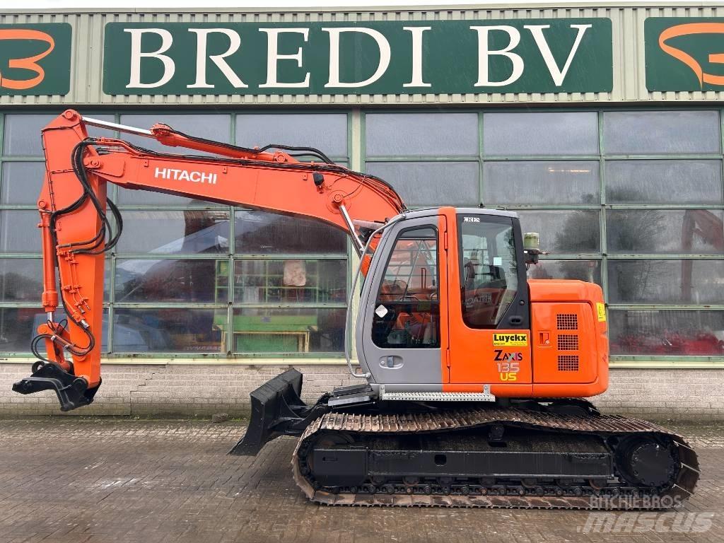 Hitachi ZX 135 US Pásové rýpadlá