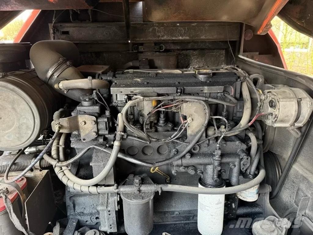 Atlas AR 86 E Kolesové nakladače