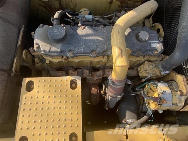 CAT 329D Pásové rýpadlá