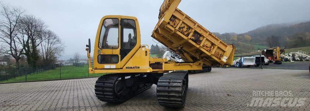 Komatsu CD 60 R Pásové sklápače