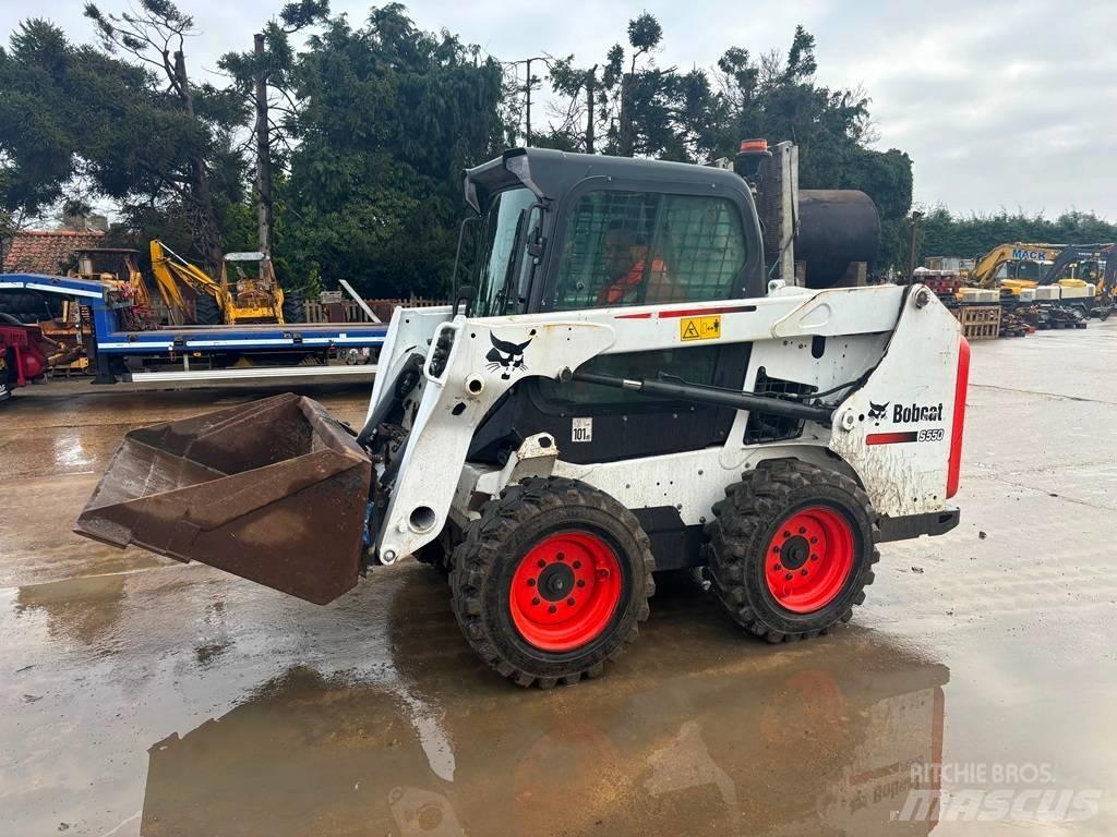Bobcat S550 Šmykom riadené nakladače