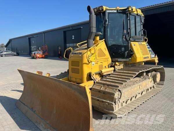 Komatsu D 51 PXi-24 Pásové dozéry