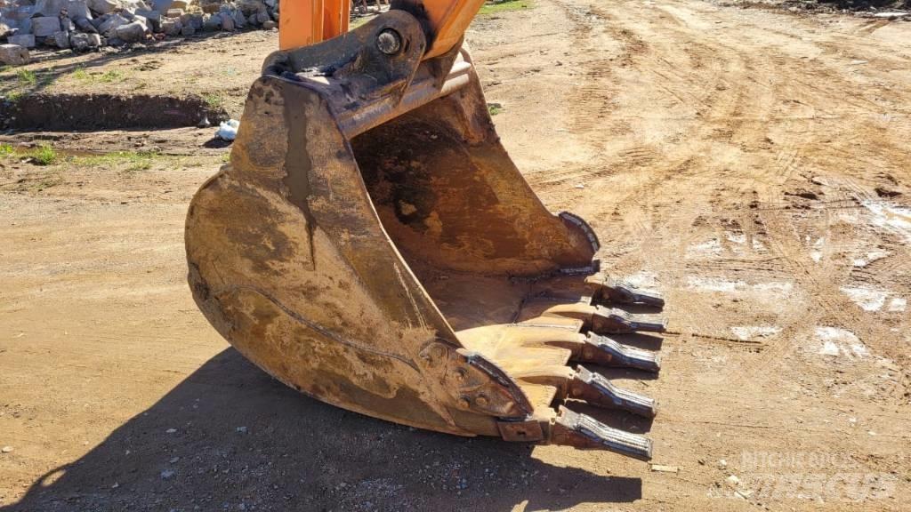 Doosan DX 225 LCA Pásové rýpadlá