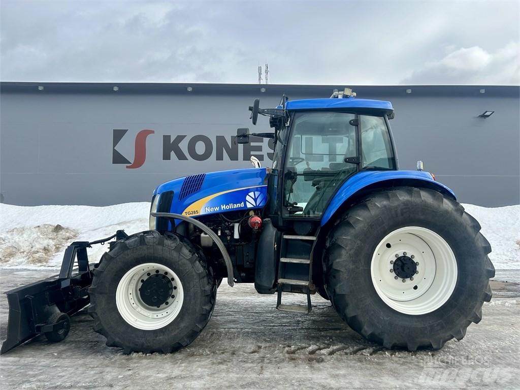 New Holland TG285 Traktory