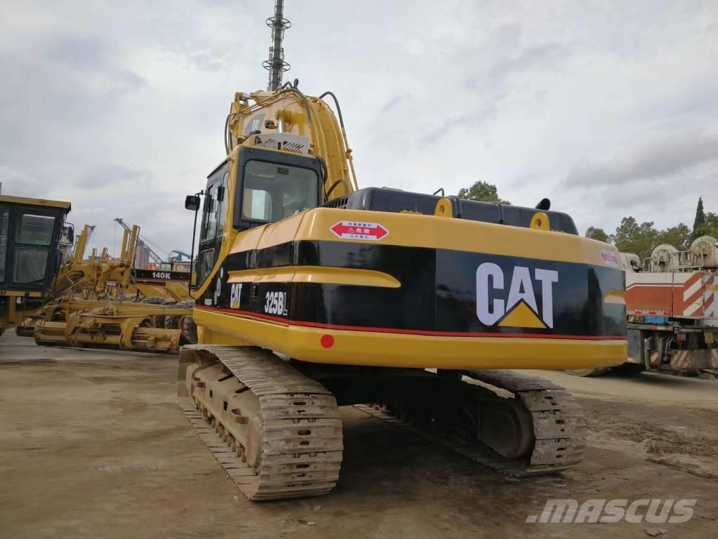 CAT 325 B L Pásové rýpadlá