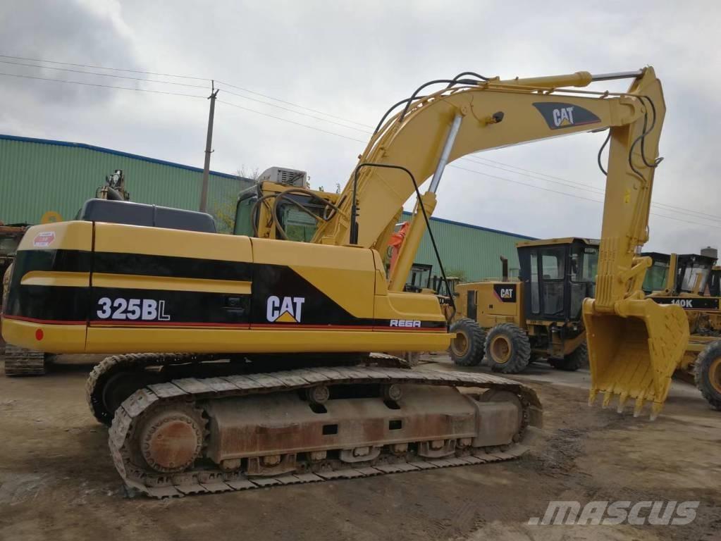 CAT 325 B L Pásové rýpadlá