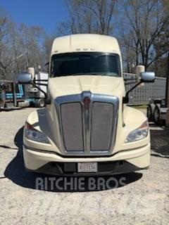 Kenworth T 680 Ťahače