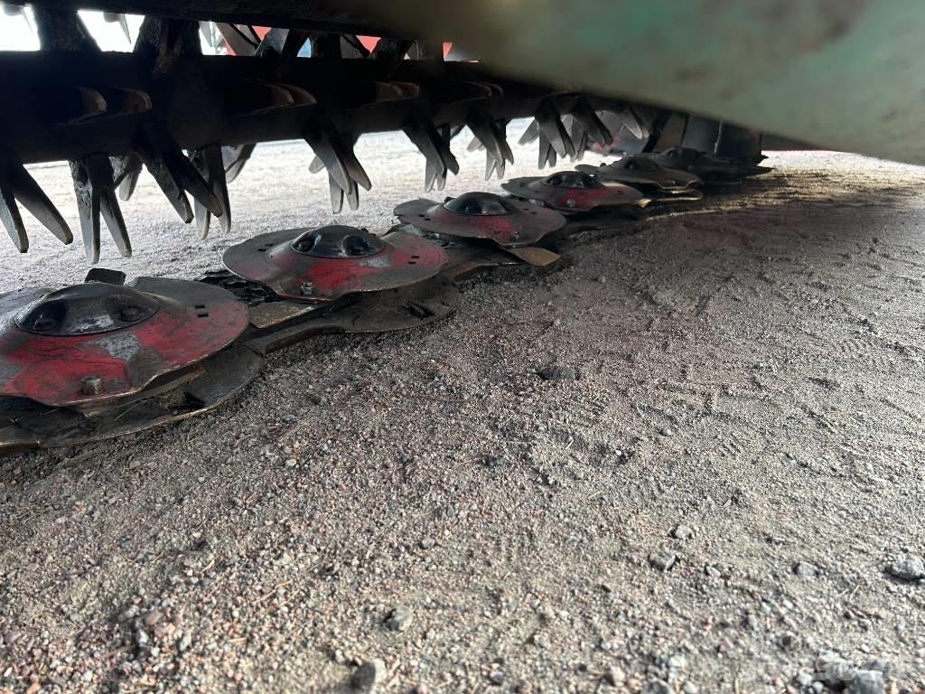 Kverneland 3232MN Žací stroj-kondicionér