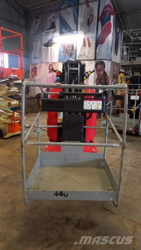 Manitou 100 VJR Vertikálne stĺpové výťahy