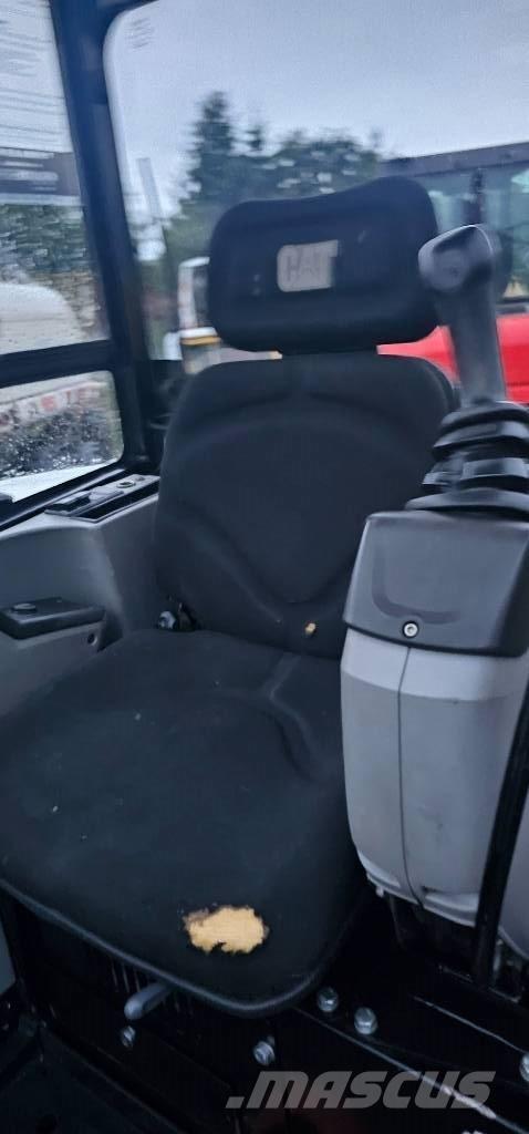 CAT 302.7 D CR Mini rýpadlá < 7t
