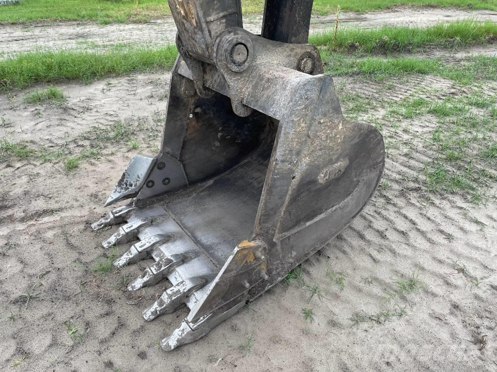 Volvo EC 220 EL Pásové rýpadlá
