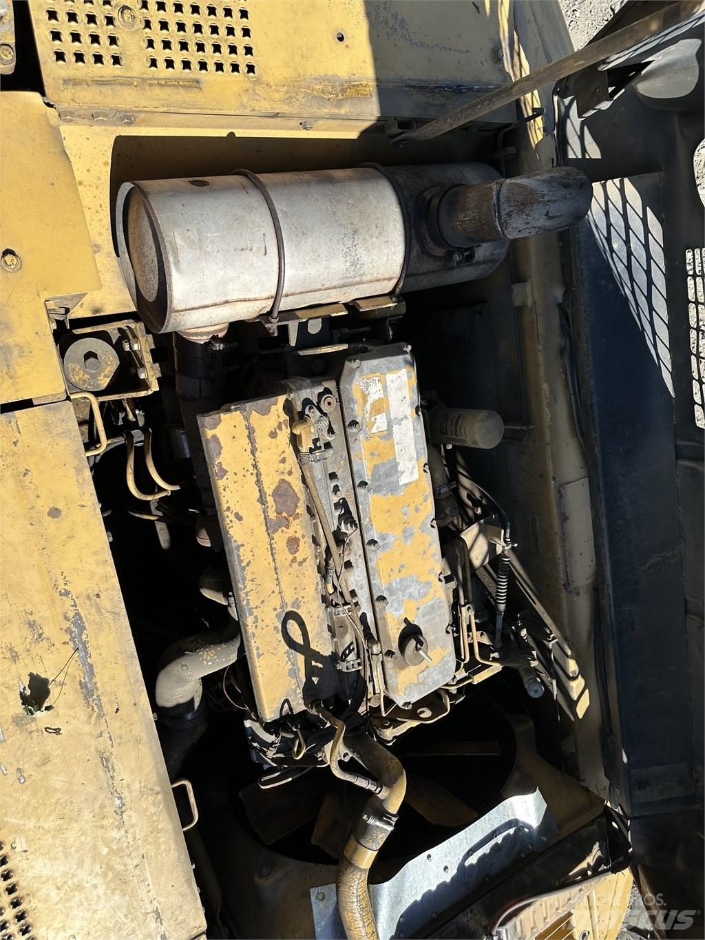 CAT 325BL Pásové rýpadlá