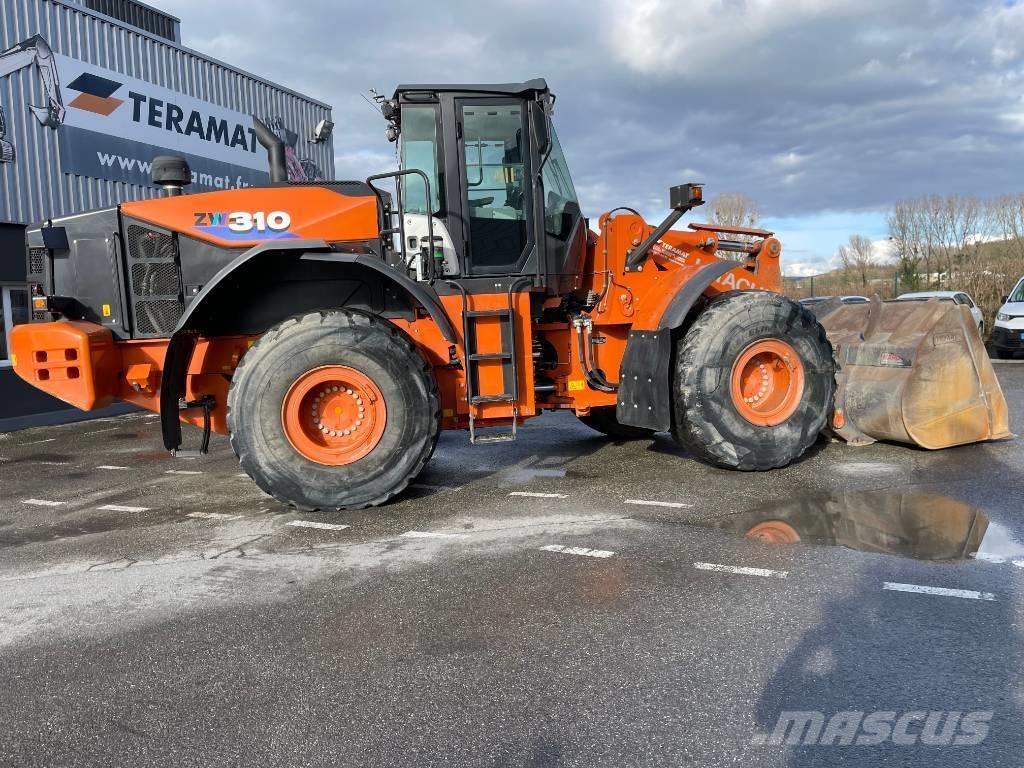 Hitachi ZW310-6 TPD Kolesové nakladače