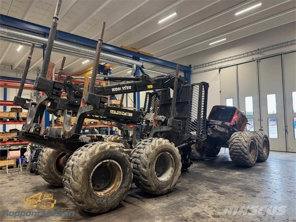 Komatsu 855 Lesné traktory