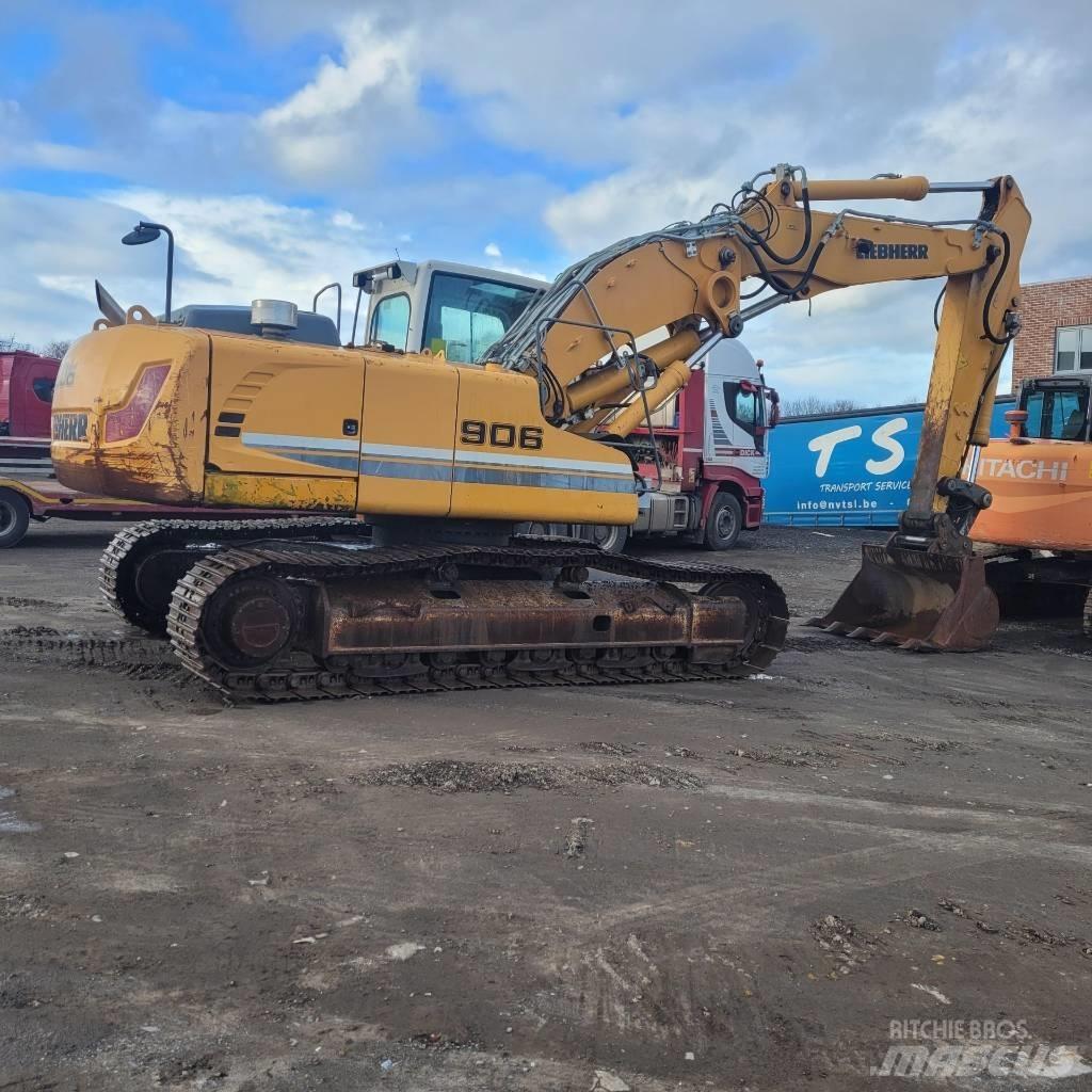 Liebherr R906 Pásové rýpadlá