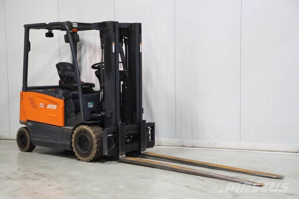 Doosan B25X-7 Akumulátorové vozíky