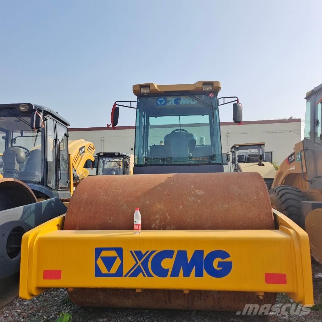 XCMG XS 223 J Ťahačové valce