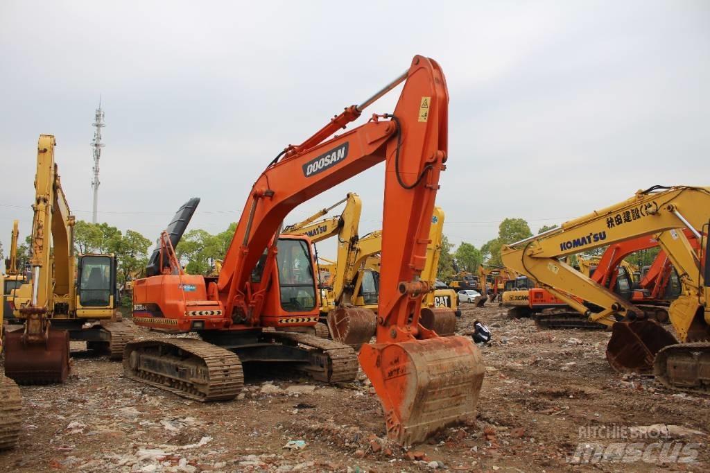 Doosan 220 LC-7 Pásové rýpadlá