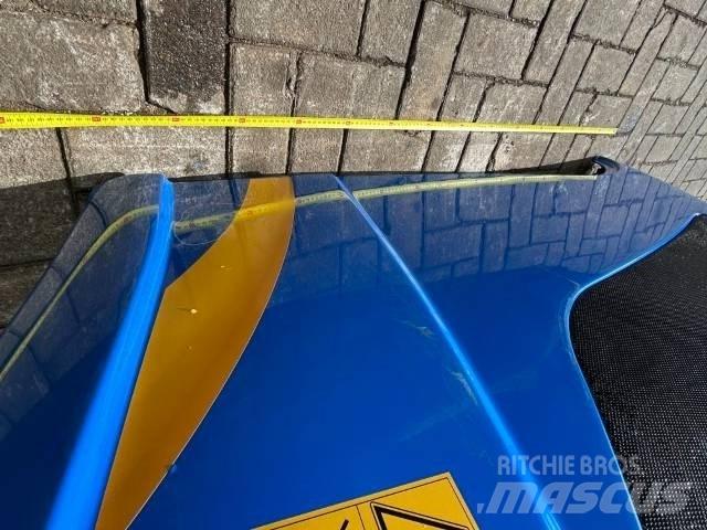 New Holland motorkap Podvozky a zavesenie kolies