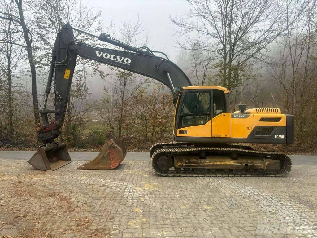 Volvo EC 220 DL Pásové rýpadlá