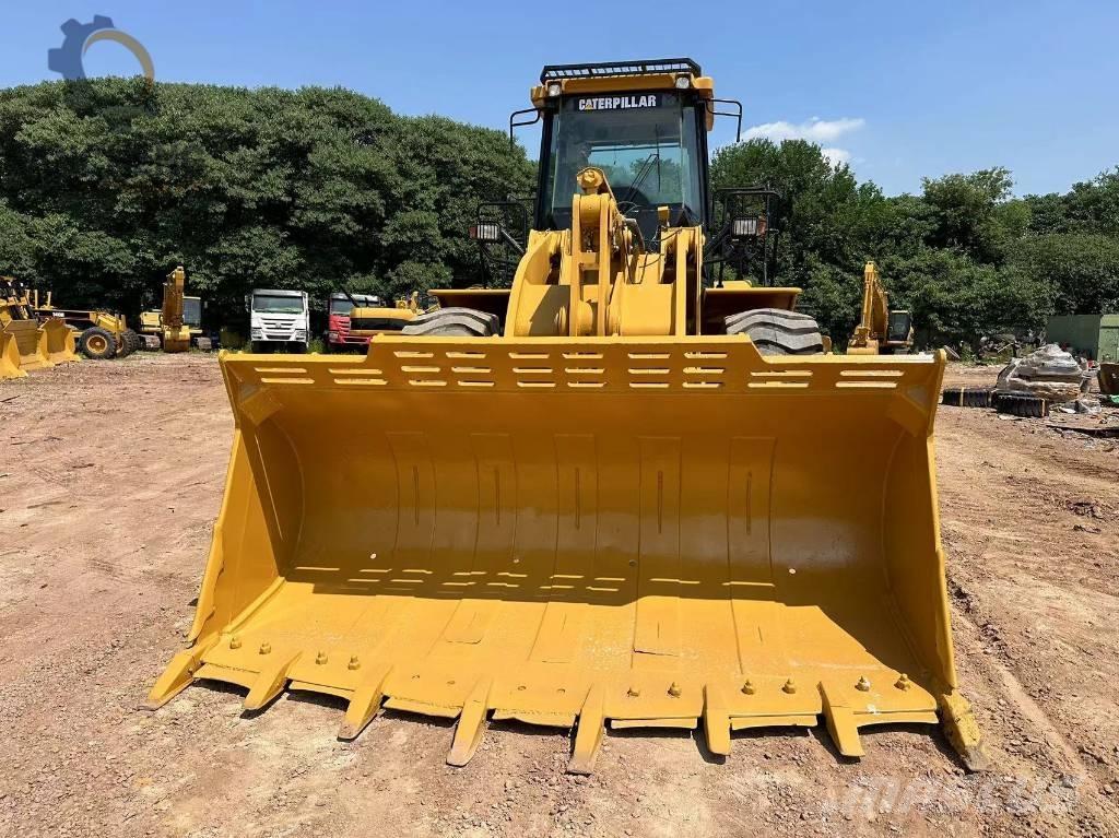 CAT 980 H Kolesové nakladače