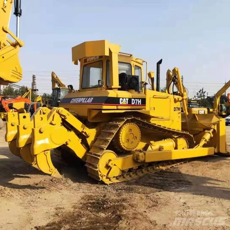 CAT D7H Pásové dozéry