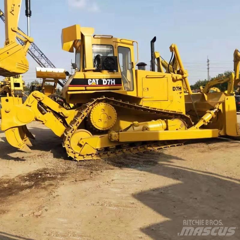 CAT D7H Pásové dozéry