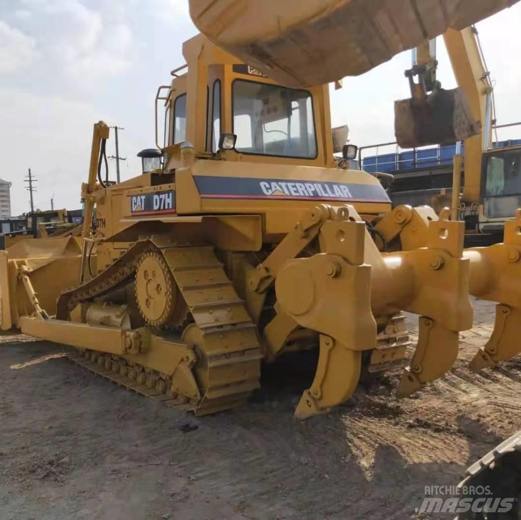CAT D7H Pásové dozéry