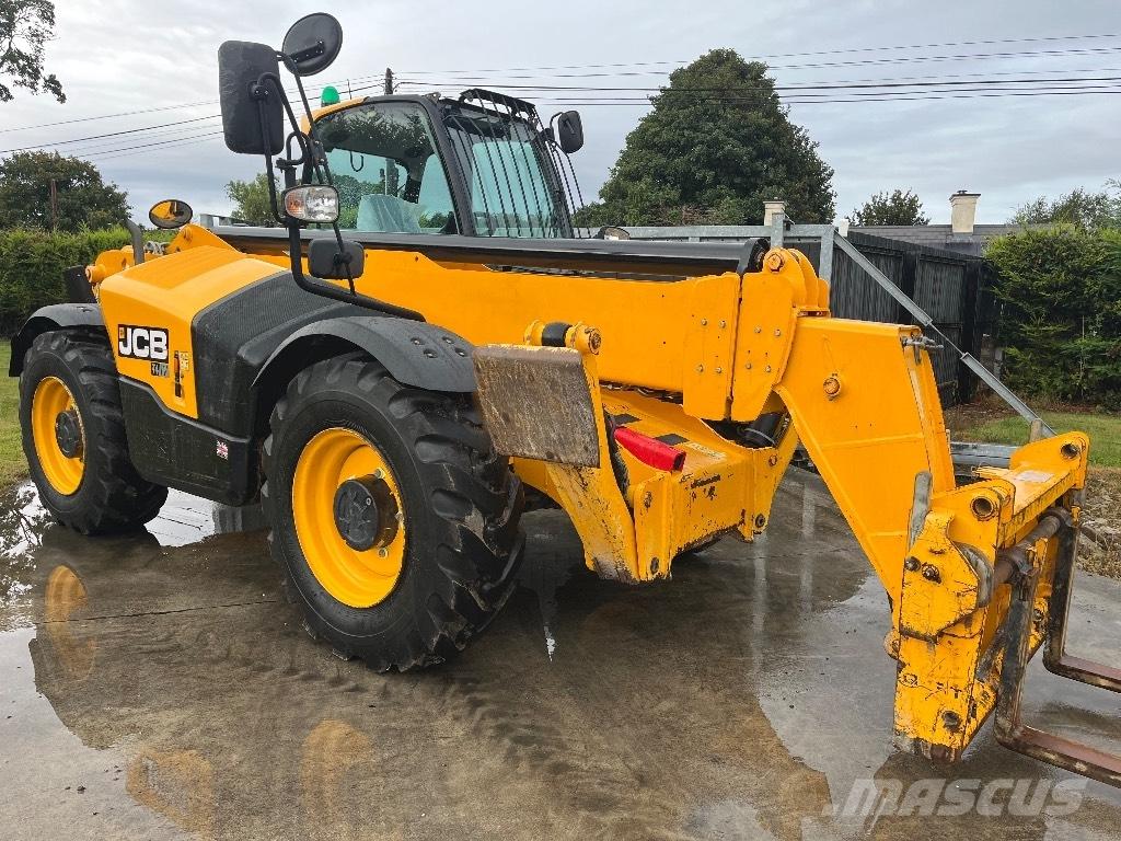 JCB 540-140 Teleskopické manipulátory